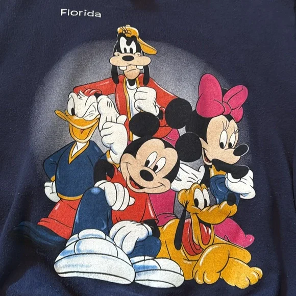 90’s Disney Vintage Crewneck Sweater - Picture 2 of 8